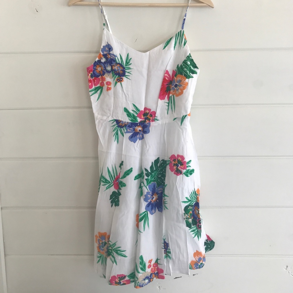 Old Navy floral dress NWT